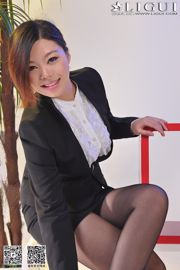 [丽 柜 贵 足] Modelo Xiner "Workplace Black Silk OL" Hermosas piernas y pies de jade Imagen fotográfica