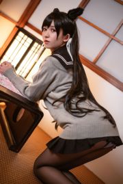 Faey Eel "Uniforme scolastica Azur Lane" [COSPLAY Beauty]